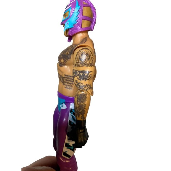 Rey Mysterio 2018 Mattel WWE WWF Wrestling Action Figure LOOSE - Picture 8 of 10